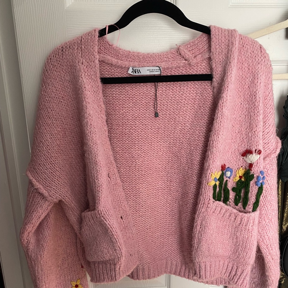 Zara pink sweater